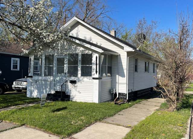 Property at 97 N Roselawn St, Pontiac, MI 48342, 2 beds, 1 bath