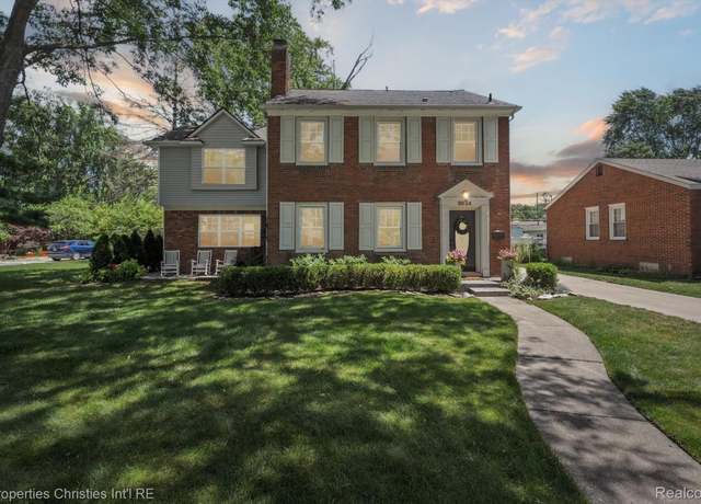 Property at 9824 Arden St, Livonia, MI 48150, 4 beds, 3 baths