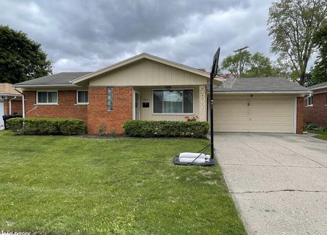 Property at 11527 Crown Dr, Sterling Heights, MI 48314, 3 beds, 2 baths