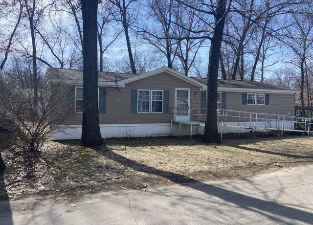 Property at 3937 Fleetwood Ln, Muskegon, MI 49442, 3 beds, 2 baths