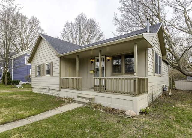 Property at 7173 Lake St, Lexington, MI 48450, 3 beds, 1 bath