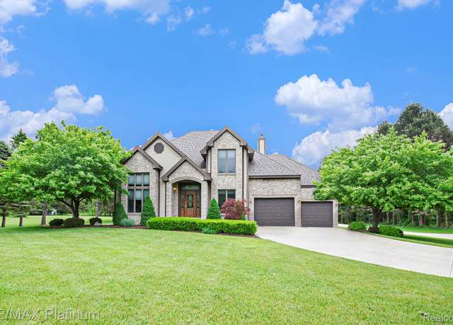 Property at 2678 Ore Valley Drive Dr, Hartland Township, MI 48353, 3 beds, 2.5 baths