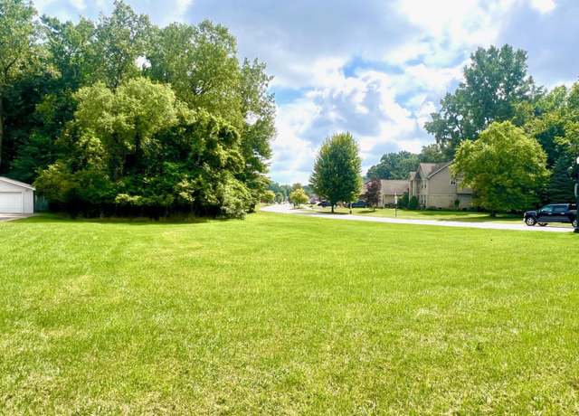 Property at 24664 E Huron River Dr, Flat Rock, MI 48134