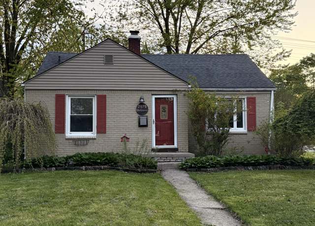 Property at 2575 Ellwood Ave, Berkley, MI 48072, 2 beds, 1 bath