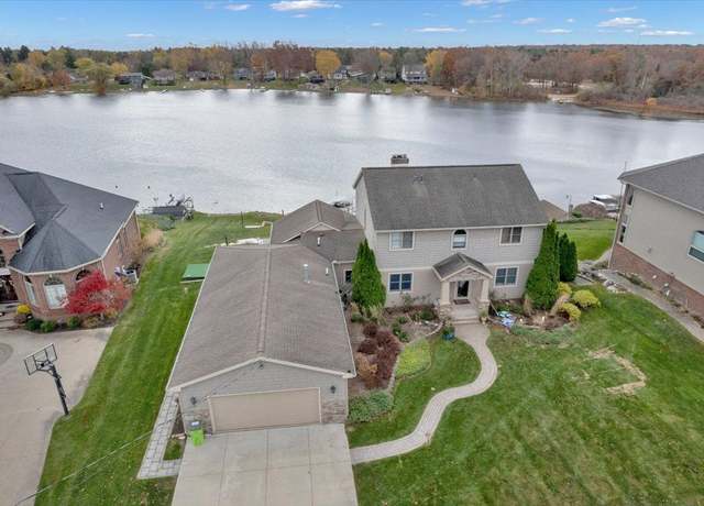 Property at 1611 Harwood Dr, Oxford, MI 48371, 4 beds, 4 baths