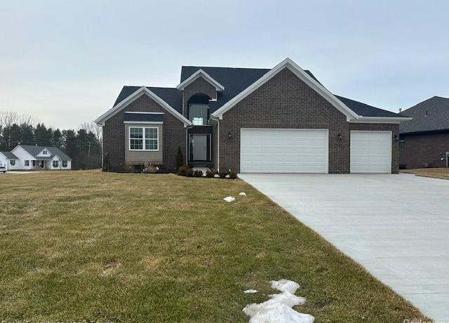 Property at 1 Old Course Rd, St Clair, MI 48079, 3 beds, 2.5 baths