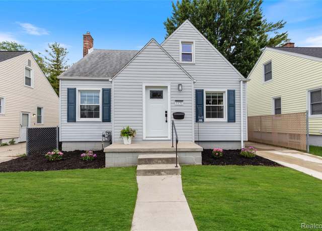 Property at 2231 Harvard Rd, Berkley, MI 48072, 3 beds, 2.5 baths