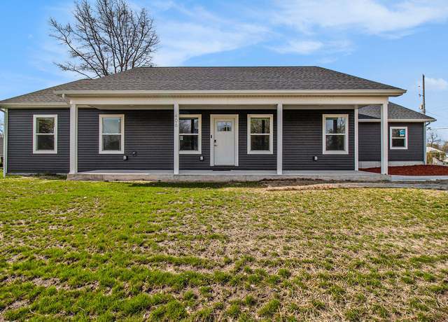 Property at 406 E Stray Ave, Ludington, MI 49431, 4 beds, 3 baths