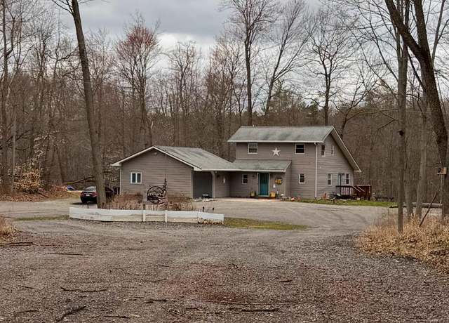 Property at 14510 Washburn Rd, Otter Lake Village, MI 48464, 3 beds, 2 baths