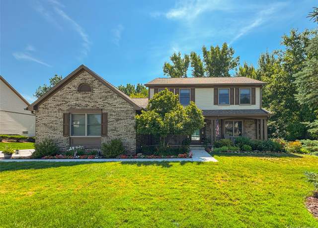 Property at 2097 Huntington Dr, Lake Orion, MI 48360, 4 beds, 2.5 baths