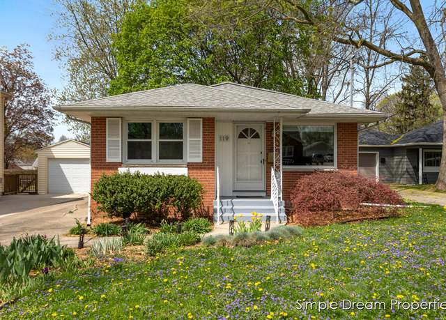 Property at 119 Holmdene Blvd NE, Grand Rapids, MI 49503, 3 beds, 2 baths