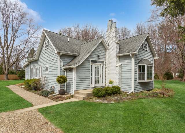 Property at 16684 Lakeshore Rd, New Buffalo, MI 49117, 3 beds, 3 baths