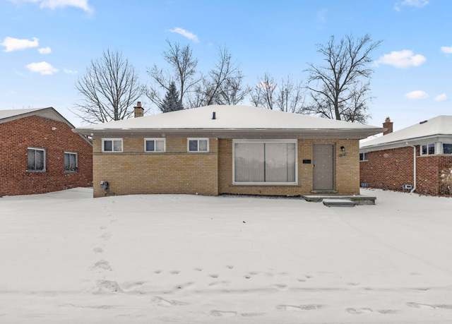 Property at 8641 Woodside Dr, Oak Park, MI 48237, 3 beds, 1.5 baths