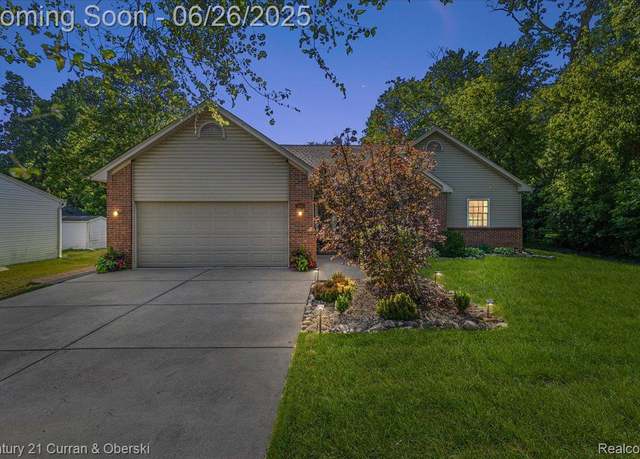 Property at 20929 Sunnydale St, Farmington Hills, MI 48336, 3 beds, 3 baths