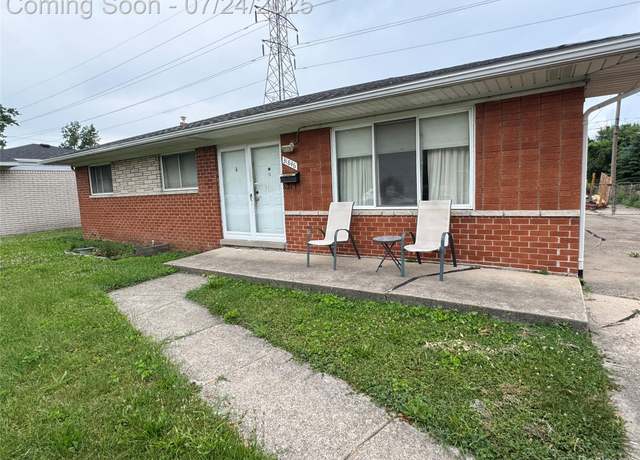 Property at 31846 Blair Dr, Warren, MI 48092, 3 beds, 2.5 baths
