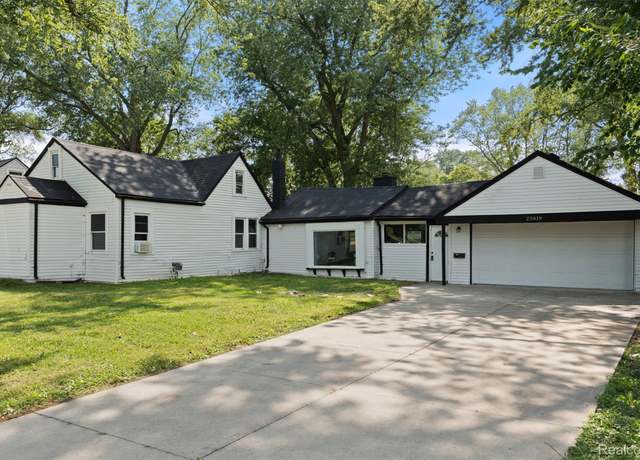 Property at 23819 Wellington Ave, Warren, MI 48089, 4 beds, 1 bath
