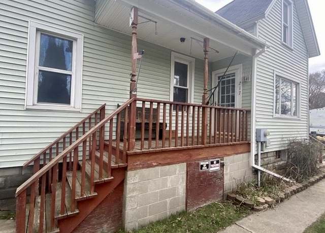 Property at 217 Tenth St, Manistee, MI 49660, 3 beds, 1 bath