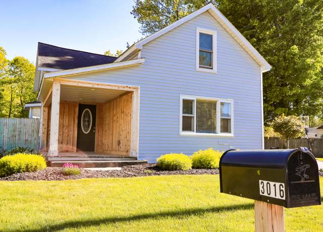 Property at 3016 143rd Ave, Dorr, MI 49323, 3 beds, 2 baths