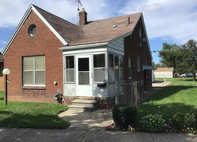 Property at 25785 W Outer Dr, Detroit, MI 48217, 3 beds, 1 bath