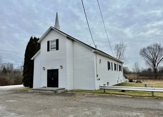 Property at 5757 Indian Trl, China, MI 48054, 1 bed, 2 baths