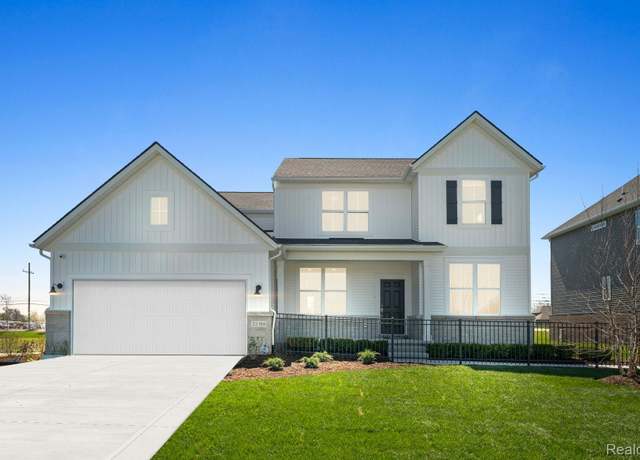Property at 22429 Orchard Brook Ct, Macomb Township, MI 48042, 5 beds, 3.5 baths
