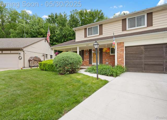 Property at 9495 Continental Dr, Taylor, MI 48180, 3 beds, 2.5 baths