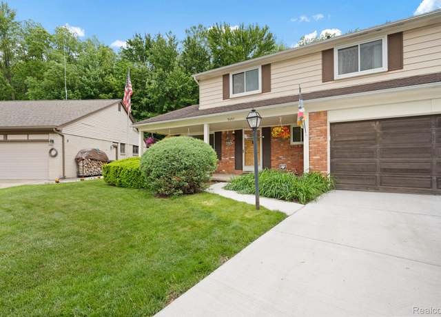 Property at 9495 Continental Dr, Taylor, MI 48180, 3 beds, 2.5 baths