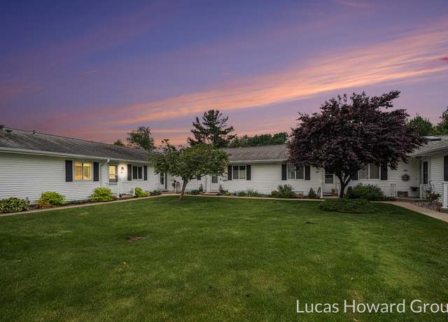 Property at 5228 Green Meadow Rd, Kalamazoo, MI 49009, 2 beds, 2 baths
