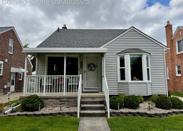 Property at 13214 Commonwealth St, Southgate, MI 48195, 3 beds, 1 bath