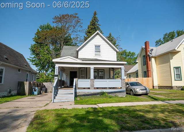 Property at 923 Stone St, Port Huron, MI 48060, 3 beds, 1 bath
