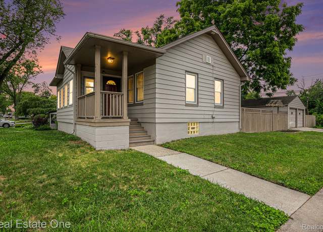 Property at 1199 Boyd St, Troy, MI 48083, 3 beds, 1.5 baths