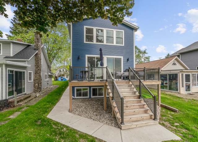Property at 8841 Waruf Ave, Portage, MI 49002, 4 beds, 3.5 baths