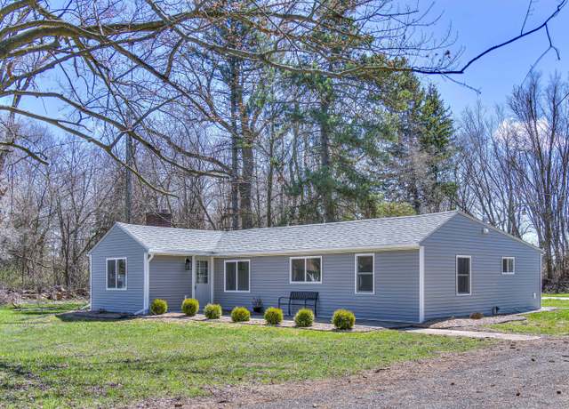 Property at 8353 Cady Rd, Jackson, MI 49201, 3 beds, 2 baths