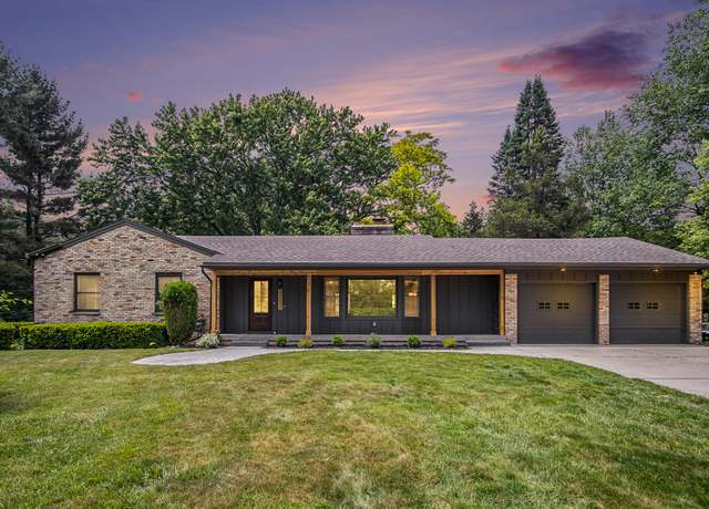 Property at 3737 Peach Ridge Ave NW, Grand Rapids, MI 49544, 3 beds, 1.5 baths
