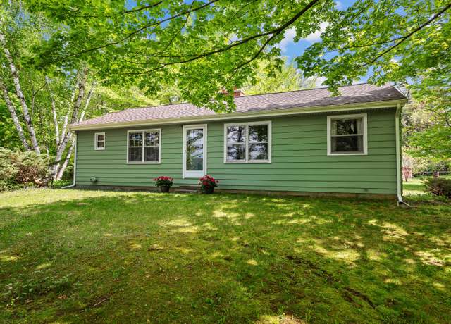 Property at 8520 Pontiac Trl, South Lyon, MI 48178, 4 beds, 1.5 baths