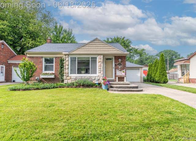 Property at 21825 Pleasant St, St Clair Shores, MI 48080, 2 beds, 2 baths