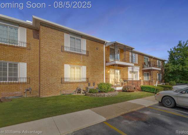 Property at 30751 Shiawassee Rd, Farmington, MI 48336, 1 bed, 1.5 baths