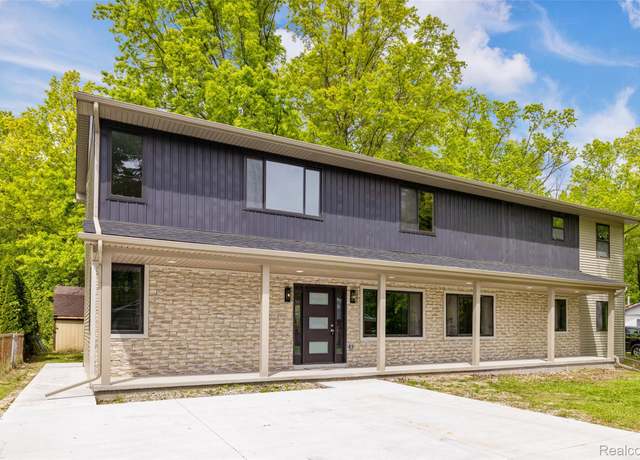 Property at 7598 Lake Park Rd, Ira, MI 48023, 5 beds, 4.5 baths