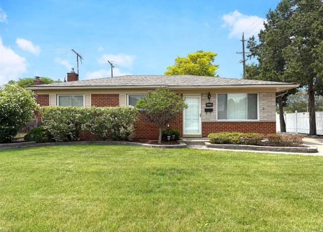 Property at 32851 Dover Ave, Warren, MI 48088, 3 beds, 1.5 baths