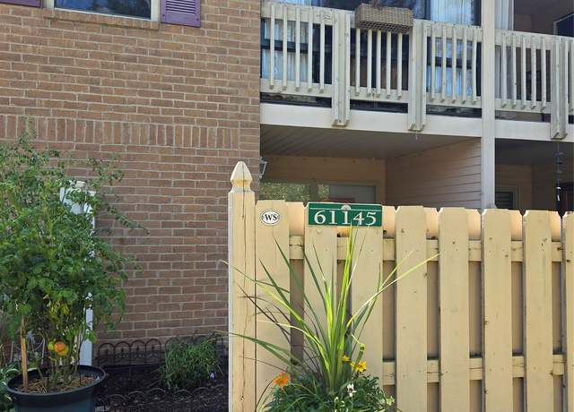 Property at 61145 Greenwood Dr, South Lyon, MI 48178, 2 beds, 2 baths