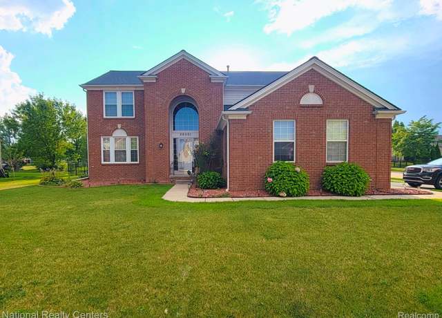 Property at 56501 Winding Creek Dr, Macomb Township, MI 48042, 4 beds, 2.5 baths