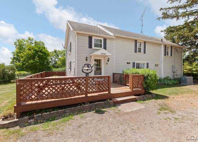 Property at 1991 Townline Hwy, Adrian, MI 49221, 3 beds, 1 bath