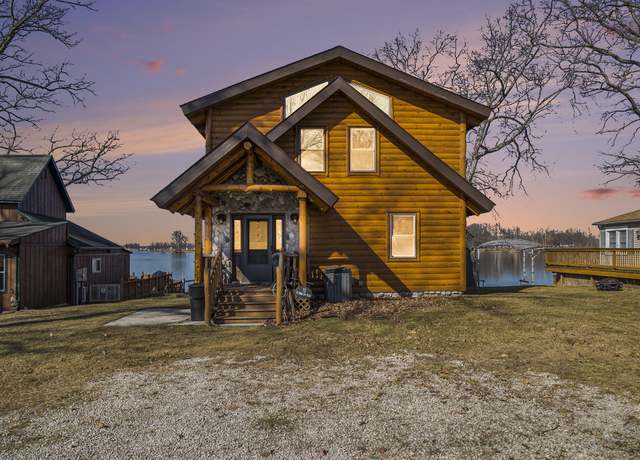Property at 752 N Union City Rd, Coldwater, MI 49036, 4 beds, 2 baths