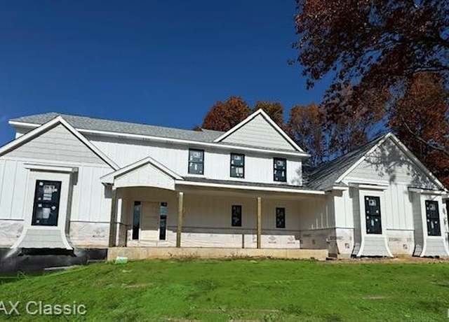 Property at 325 W Dawson, Milford, MI 48381, 4 beds, 3.5 baths