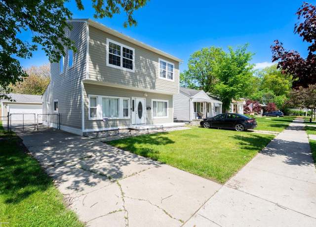 Property at 21525 Brys Dr, St Clair Shores, MI 48080, 3 beds, 1.5 baths