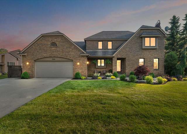 Property at 3362 Piute Ct SW, Grandville, MI 49418, 4 beds, 3.5 baths