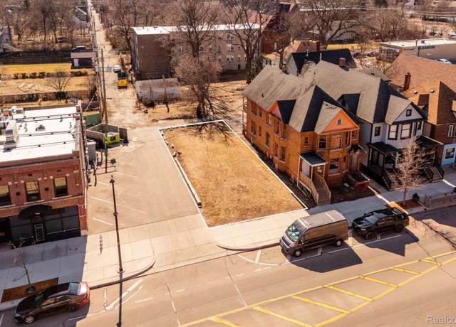 Property at 8026 Kercheval St, Detroit, MI 48214