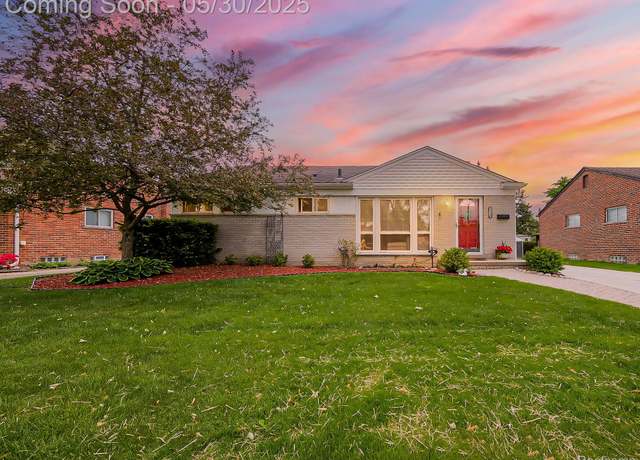 Property at 31240 Westfield St, Livonia, MI 48150, 3 beds, 1.5 baths