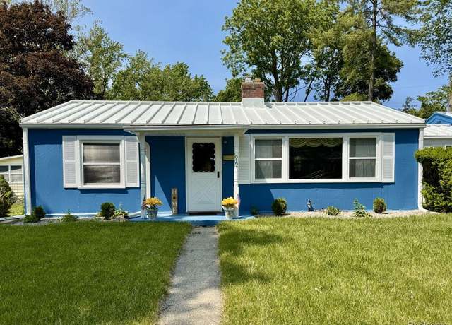 Property at 612 Cressfield Ln, Ann Arbor, MI 48103, 2 beds, 1 bath