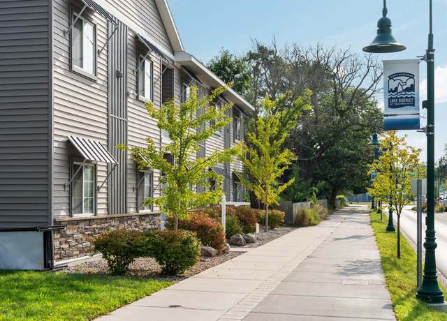 Property at 619 E Eighth St, Traverse City, MI 49686, 1 bed, 1 bath